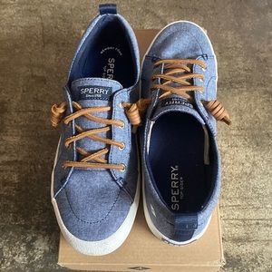 Boat shoes- size 7